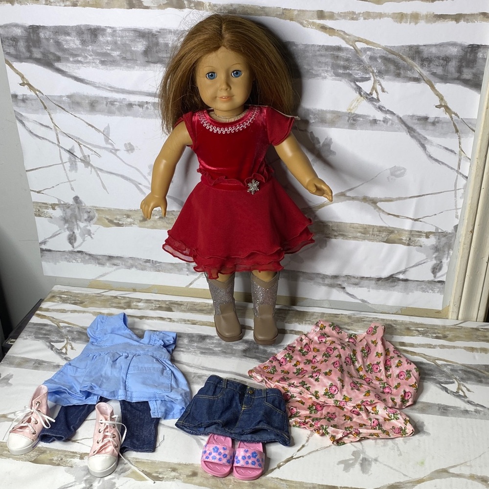 American Girl with Outfits